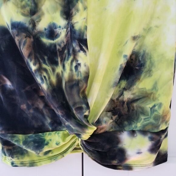Supernova tie dye twist front top - Picture 5 of 7
